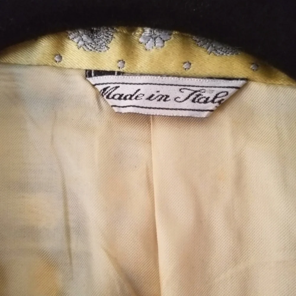 Vintage VERSACE Unisex Runway Blazer- Rare & Collectible! - Picture 5 of 12